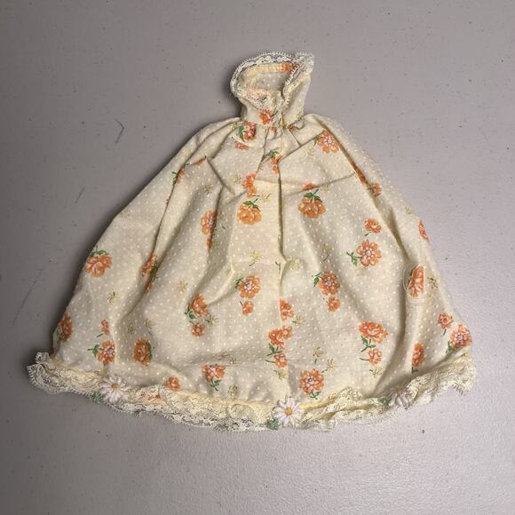Vintage Handmade Barbie Southern Belle Dress Yellow Floral Lace Gown Display Mat - Picture 14 of 14